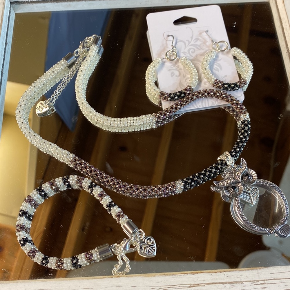NEW❤️. OWL/HEART Jewelry Set Soft White/Chocolate Brown/Black/Silver by JFTH